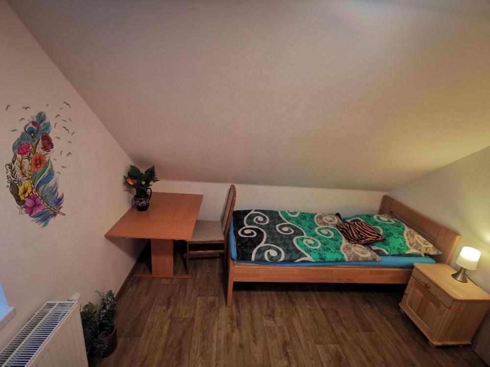 Chalupa Agáta Heralec  Kültér fotó