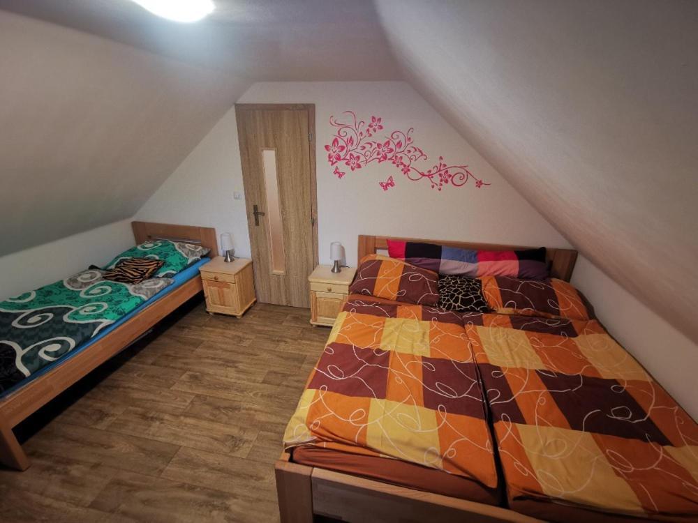 Chalupa Agáta Heralec  Kültér fotó
